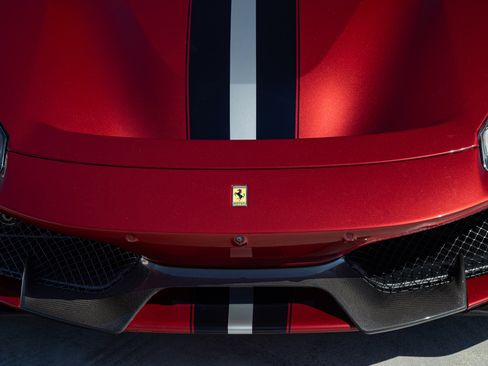 Certified 2019 Ferrari 488 Pista Coupe image 16