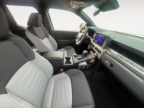 New 2026 Toyota Tacoma TRD Off-Road image 25