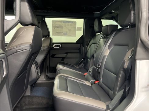 New 2025 Ford Bronco Outer Banks image 30