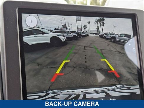 Certified 2022 Ford Edge SEL w/ Convenience Package image 18