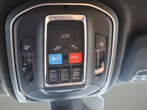 New 2026 Jeep Grand Cherokee Summit w/ Adv Protech Group IV AWD/4WD image 20