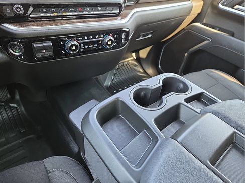 Used 2025 Chevrolet Silverado 1500 LT w/ Safety Package AWD/4WD image 25
