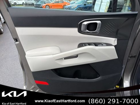 New 2026 Kia Sorento EX AWD/4WD image 30