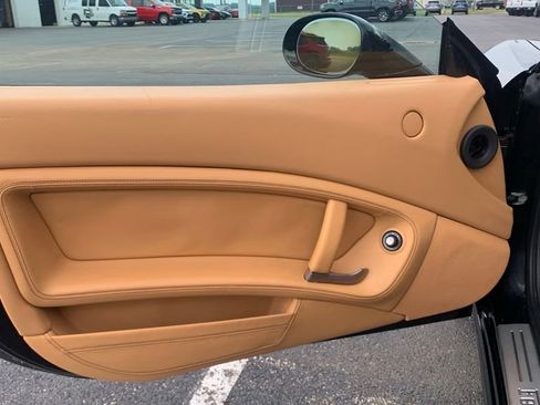 Used 2014 Ferrari California image 15