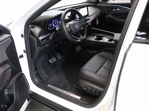 Certified 2024 Acura ZDX A-Spec image 15