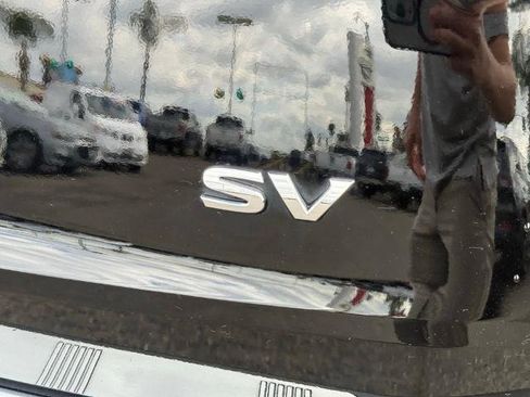 Certified 2022 Nissan Rogue SV image 8