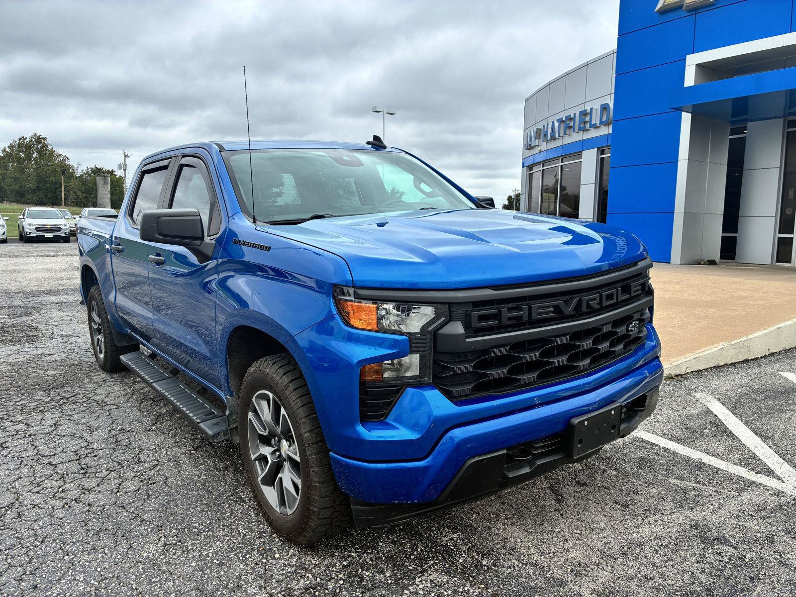 Used 2022 Chevrolet Silverado 1500 Custom w/ LPO, Dark Essentials Package AWD/4WD image 2