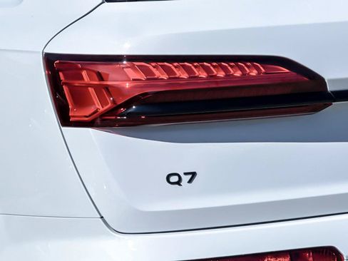 Used 2026 Audi Q7 3.0T Premium Plus AWD/4WD image 27