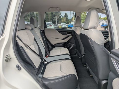 Used 2022 Subaru Forester AWD/4WD image 30