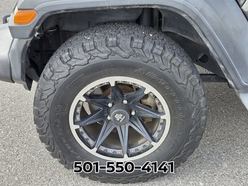 Used 2018 Jeep Wrangler Unlimited Sport S AWD/4WD image 19