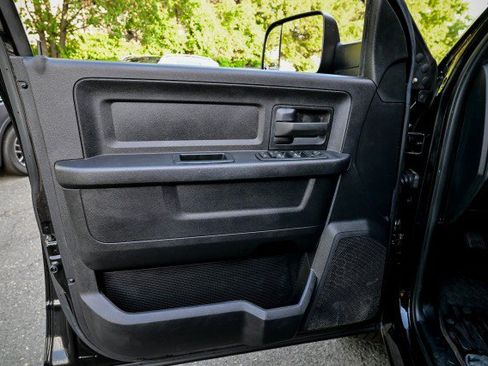 Used 2016 RAM 1500 Express AWD/4WD image 17