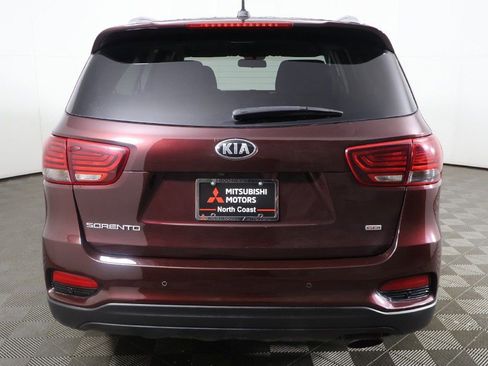 Used 2020 Kia Sorento LX w/ LX I4 Convenience Package image 11