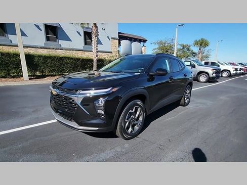 New 2026 Chevrolet Trax LT w/ Driver Confidence Package image 29