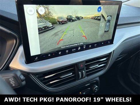 New 2026 Ford Escape Platinum w/ Premium Technology Package image 16