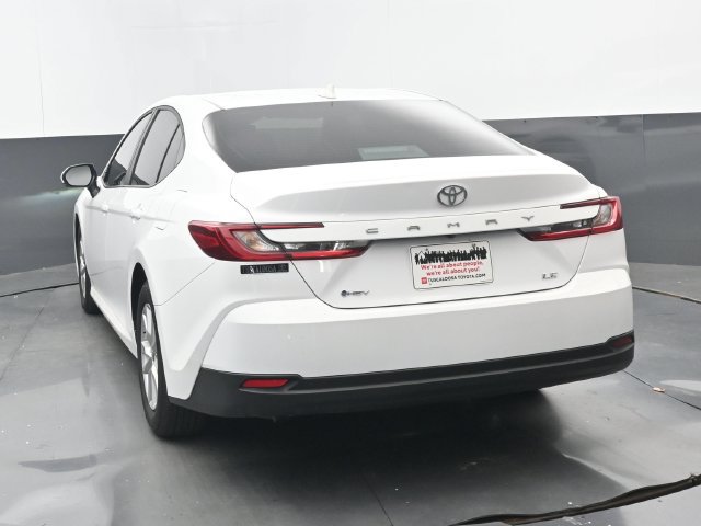 Used 2026 Toyota Camry LE FWD image 4