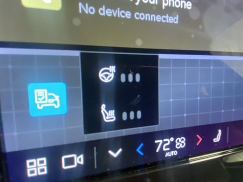 Used 2024 Volvo S60 T8 Ultimate image 25