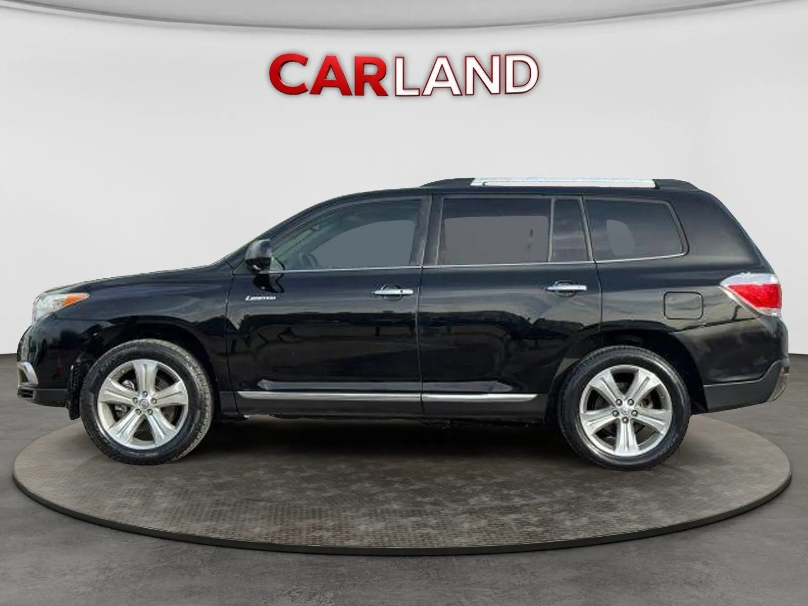 Used 2012 Toyota Highlander Limited w/ Tow Pkg AWD/4WD image 3