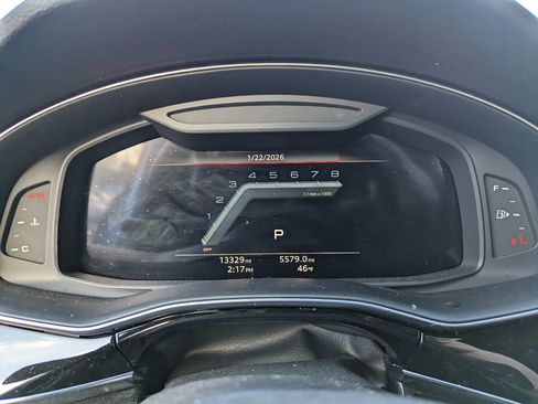 Used 2025 Audi Q7 3.0T Premium Plus image 5