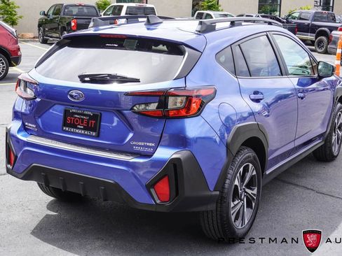 Used 2025 Subaru Crosstrek 2.5i Premium AWD/4WD image 16
