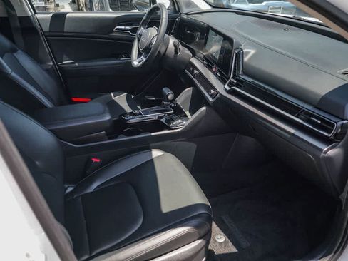 Certified 2025 Kia Sportage EX FWD image 15