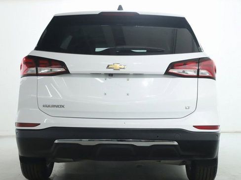 Used 2024 Chevrolet Equinox LT FWD image 41