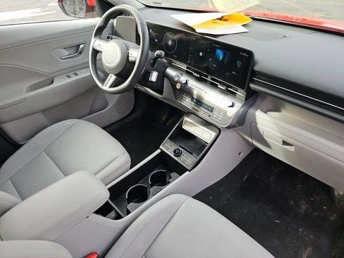 Used 2024 Hyundai Kona Limited image 14
