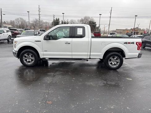 Used 2015 Ford F150 XLT w/ Equipment Group 301A Mid image 16