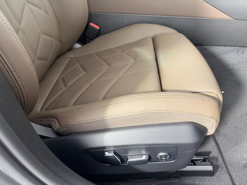 Used 2027 BMW 530i w/ Premium Package RWD image 15