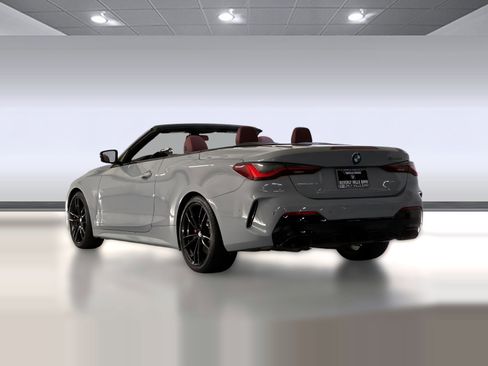 Used 2023 BMW M440i Convertible w/ Premium Package image 3
