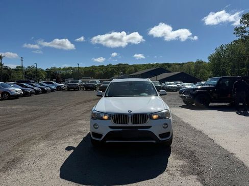 Used 2017 BMW X3 xDrive28i AWD/4WD image 2