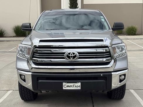 Used 2017 Toyota Tundra SR5 image 8