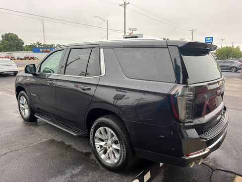 Used 2025 Chevrolet Tahoe Premier AWD/4WD image 6