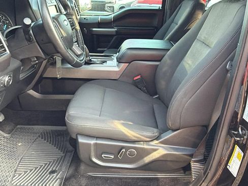 Used 2018 Ford F150 XLT w/ Equipment Group 302A Luxury AWD/4WD image 16