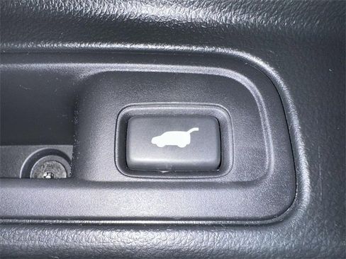 Certified 2022 Honda Pilot Touring image 14