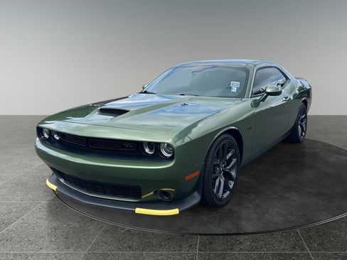 Used 2023 Dodge Challenger R/T w/ Blacktop Package RWD image 3