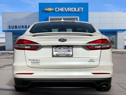 Used 2019 Ford Fusion SE w/ Equipment Group 151A image 4