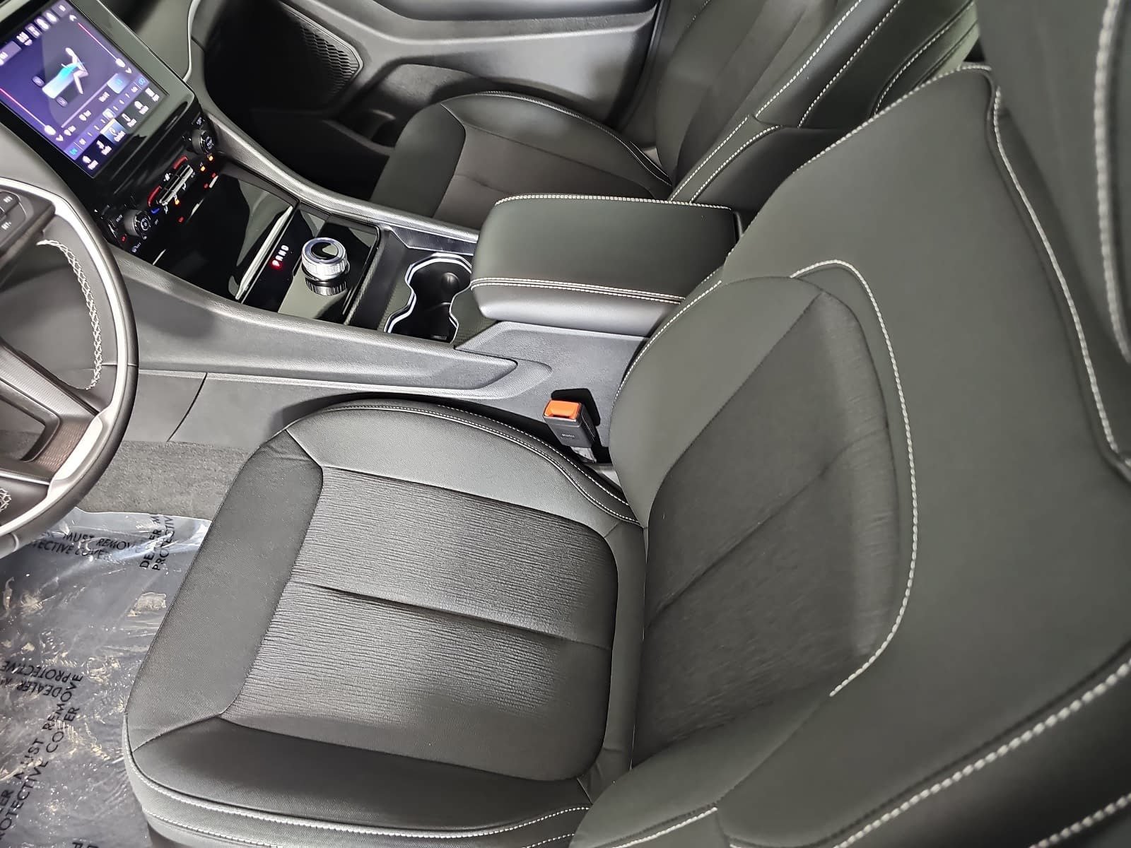 Used 2025 Jeep Grand Cherokee Laredo RWD image 15
