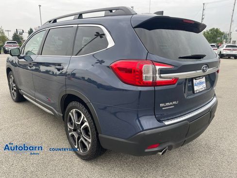 Used 2023 Subaru Ascent Limited w/ Technology Package AWD/4WD image 3