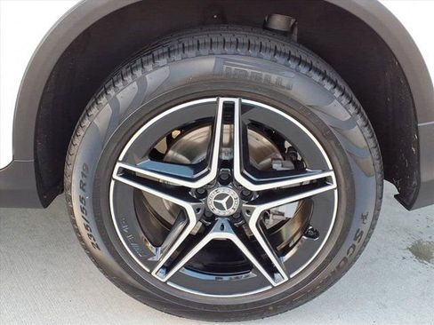 Certified 2022 Mercedes-Benz GLC 300 image 24