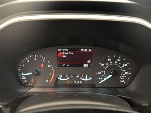 Used 2022 Ford Escape SE w/ Cold Weather Package image 14