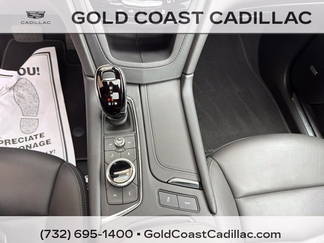 Used 2025 Cadillac XT5 Premium Luxury w/ Technology Package AWD/4WD image 27
