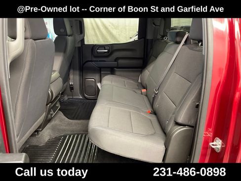 Used 2020 Chevrolet Silverado 1500 Custom w/ Custom Value Package AWD/4WD image 26