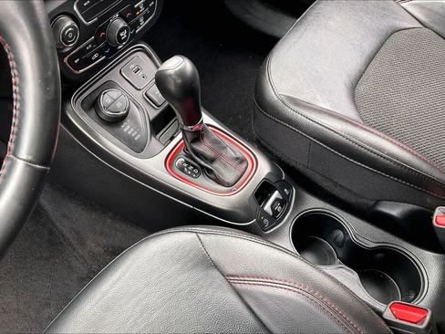 Used 2019 Jeep Compass Trailhawk image 16