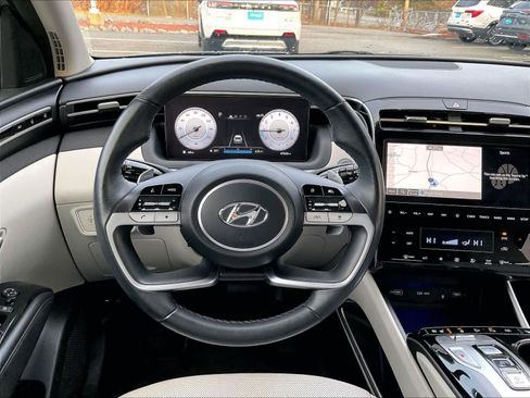 Used 2023 Hyundai Tucson Limited image 17