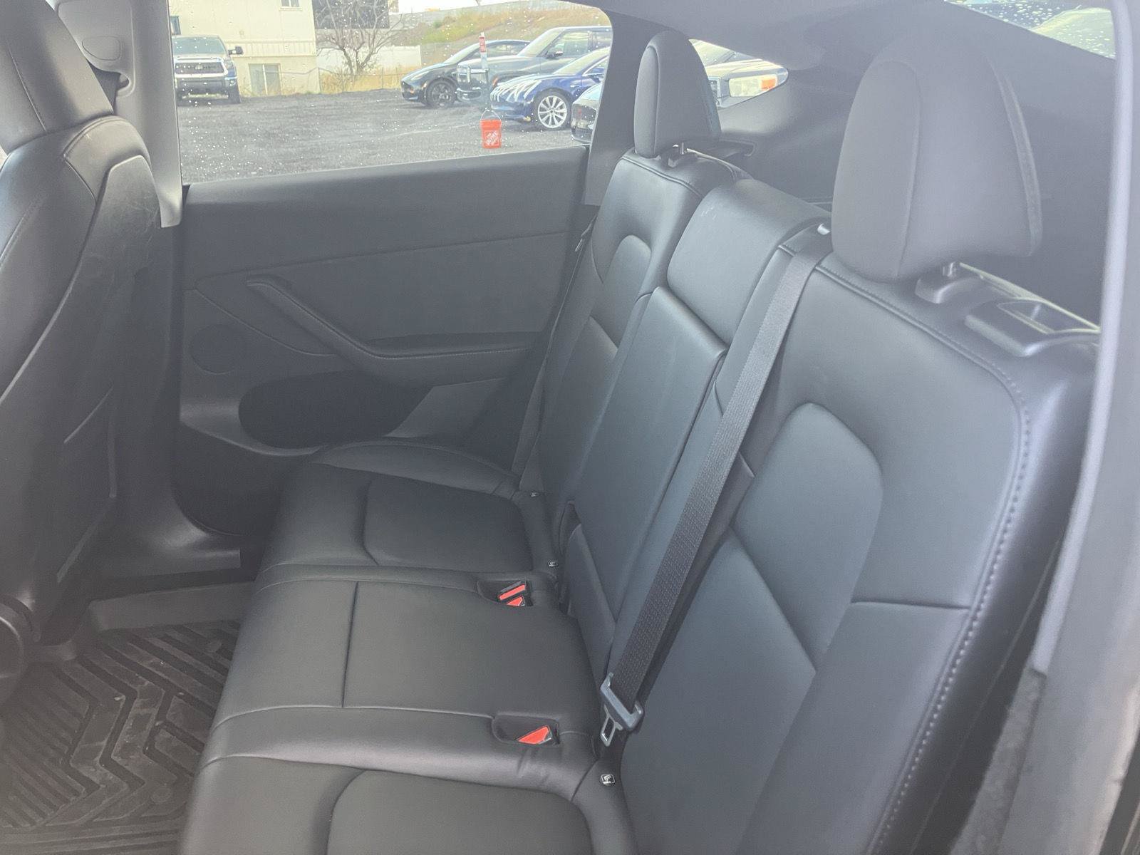 Used 2023 Tesla Model Y Long Range AWD/4WD image 18