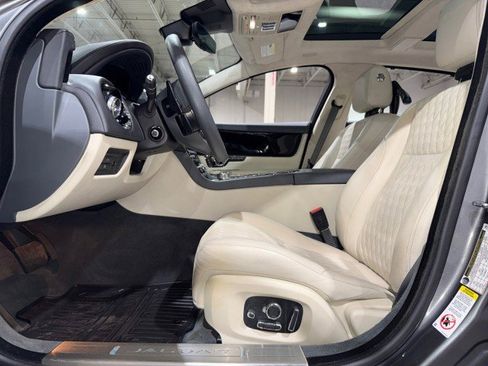 Used 2019 Jaguar XJ L Portfolio image 49