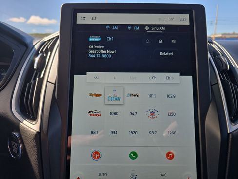 Used 2024 Ford Edge SEL w/ Convenience Package image 31