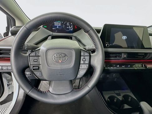 Used 2024 Toyota Prius Prime image 11