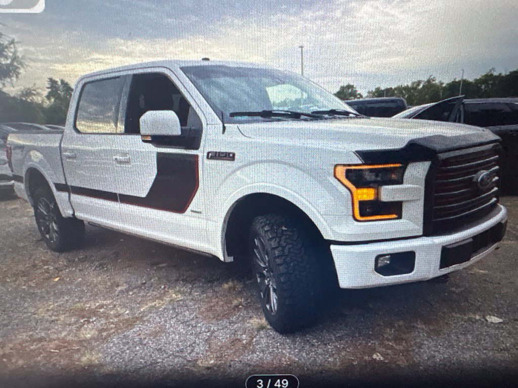 Used 2017 Ford F150 Lariat w/ Equipment Group 502A Luxury AWD/4WD image 2