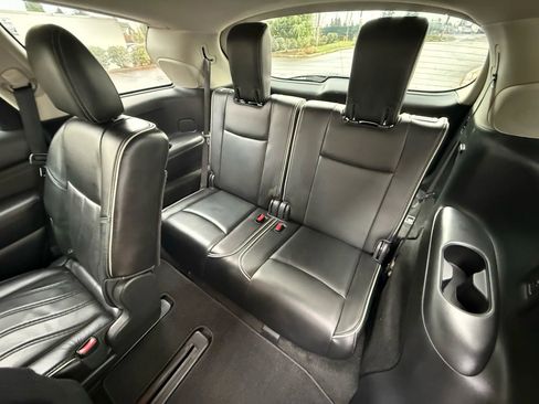 Used 2017 INFINITI QX60 AWD w/ Premium Plus Package image 24